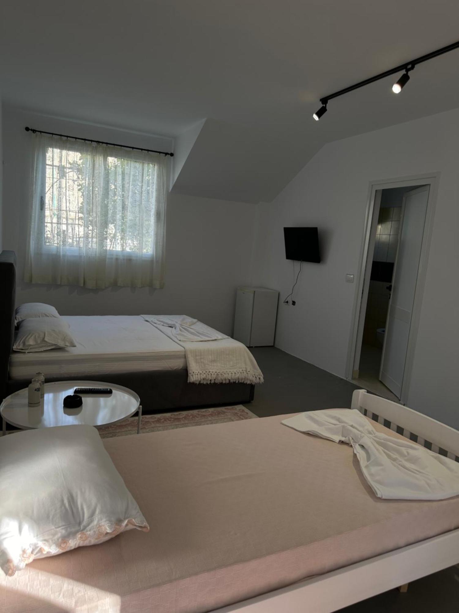 Sunny Rentals Vlorë エクステリア 写真